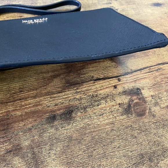 Kate spade black zippered wristlet - Picture 6 of 6